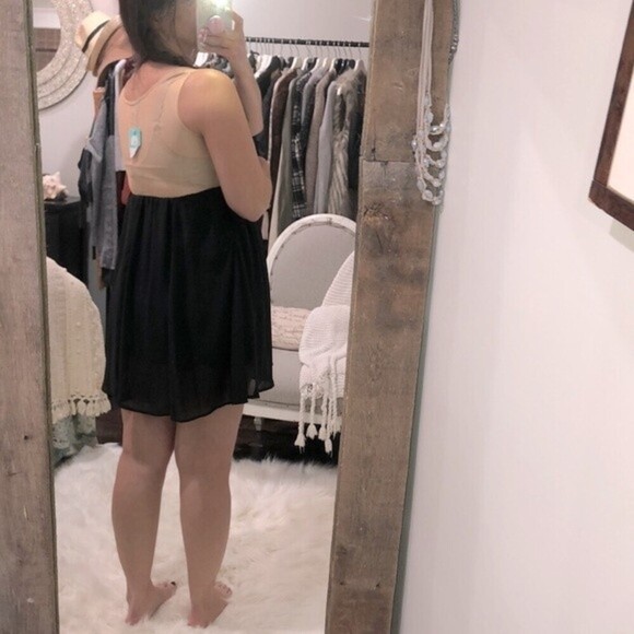 erGuo by Minty medium black & nude cocktail dress - Picture 4 of 6